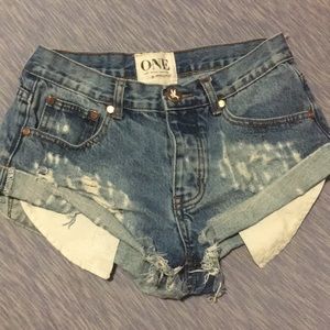 ONE DENIM SHORTS!!! FROM KARDASHIAN DASH STORE
